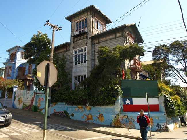 ../../Pictures/240110/089 Valparaiso Villa Kunterbunt.JPG